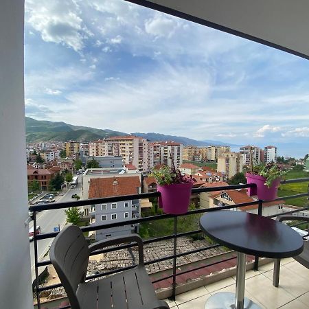Guest'S Apartament Pogradec Exterior photo